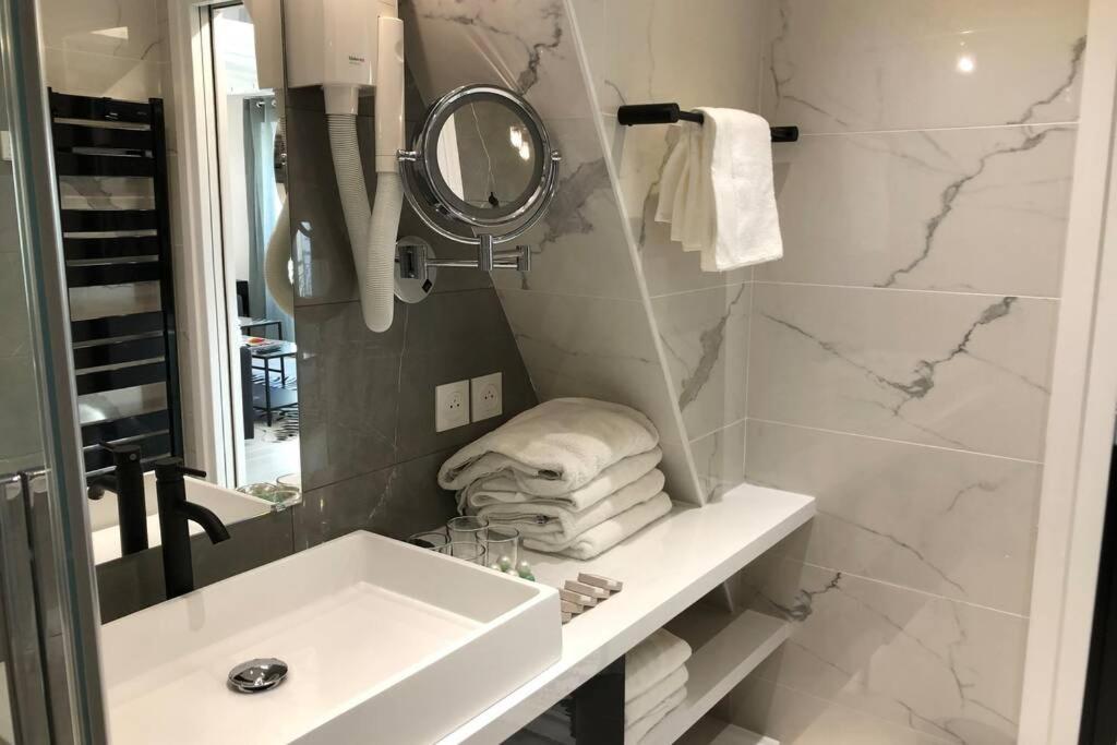 Appartement Rousselet Quartier Bon Marche Paris Viieme Dış mekan fotoğraf