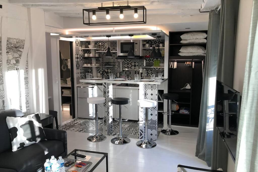 Appartement Rousselet Quartier Bon Marche Paris Viieme Dış mekan fotoğraf